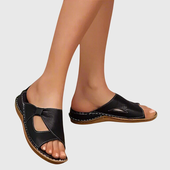 Women's orthopedic comfort sandals with arch support for pain relief, perfect for summer walking.