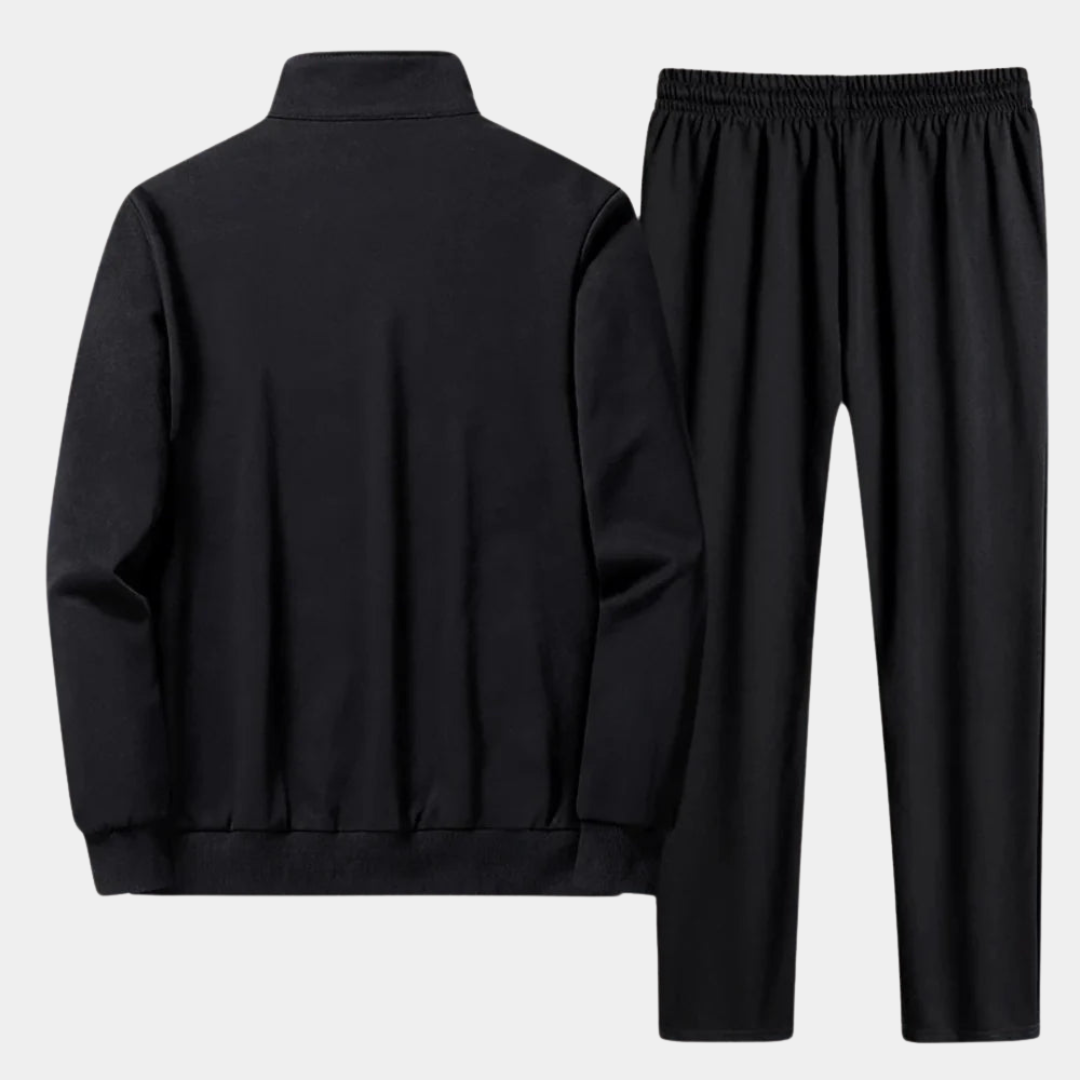 Men's comfortable tracksuit set with stylish hoodie and sweatpants. Ideal for activewear, casual wear, and relaxed outfits.