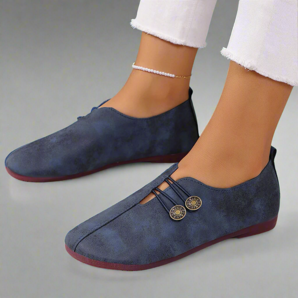 Supportive orthopedic women's slip-on moccasins, offering superior comfort for long days.