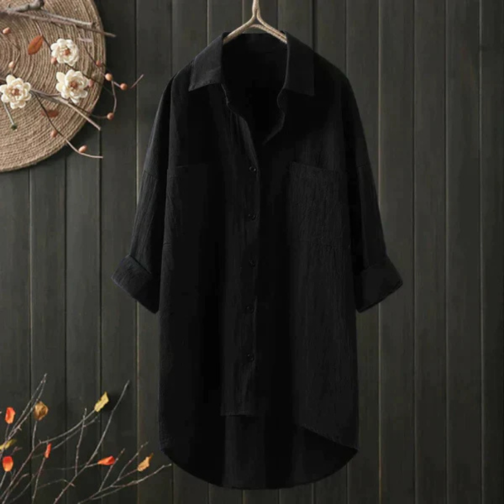 Women's oversized casual blouse, comfortable loose fit for daily wear. Effortless style top.