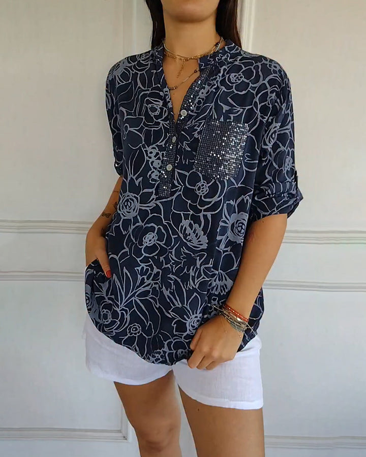 Comfortable fashion: Women's long sleeve floral blouse with a relaxed fit for versatile wear.