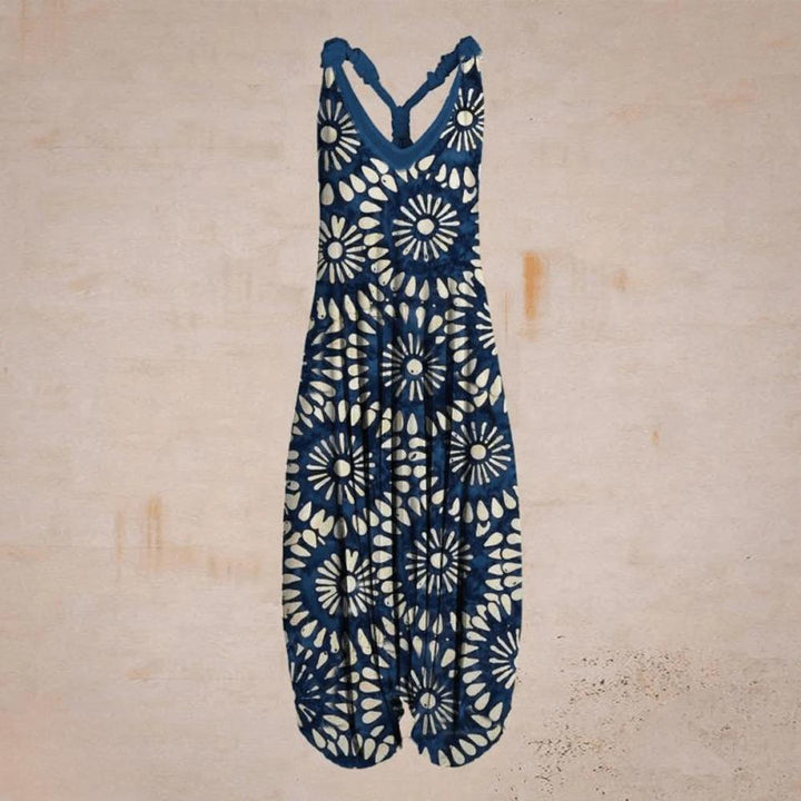 Comfortable & chic women's jumpsuit with a relaxed fit, perfect for summer.