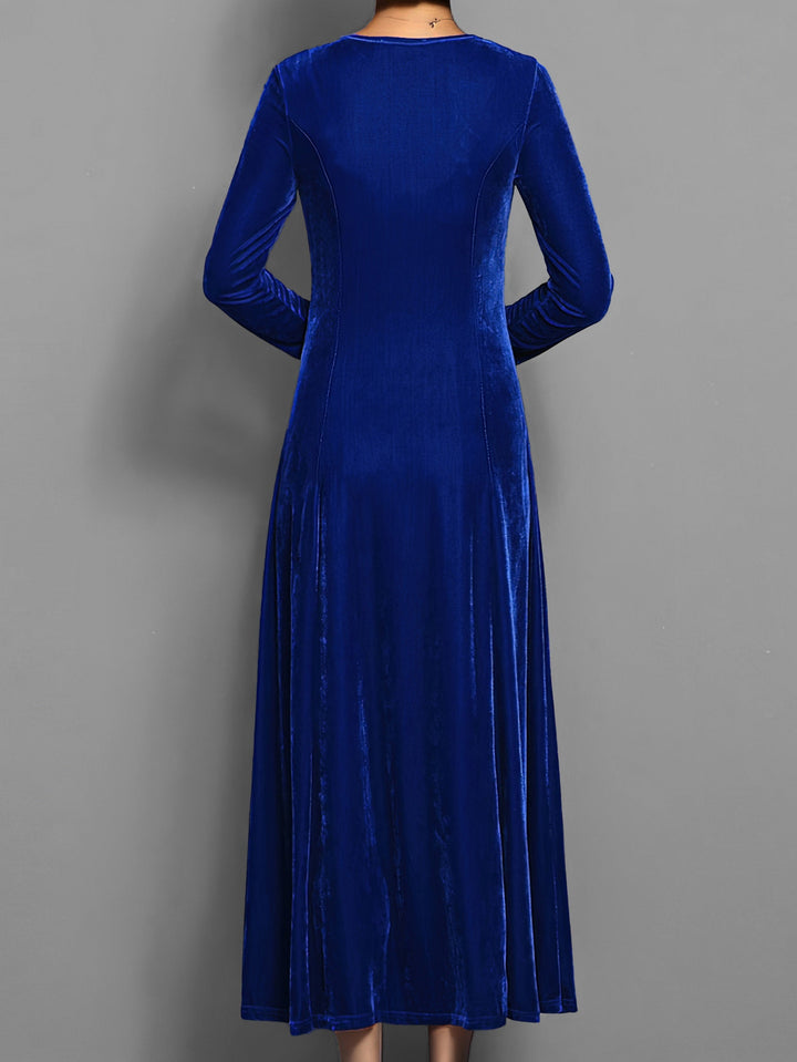 Versatile women's long sleeve maxi dress with a comfortable flared skirt, ideal for casual fall fashion.