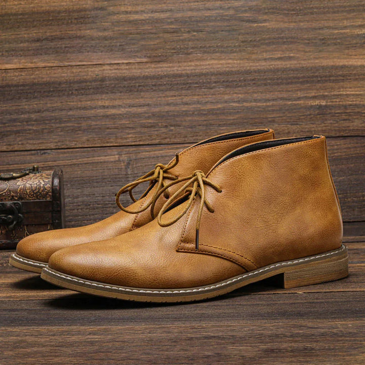 Men's classic desert boots in sand suede, offering timeless style and everyday comfort for casual wear.