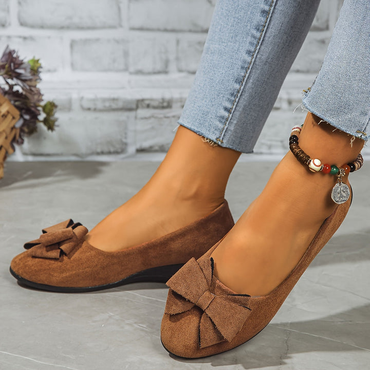 Elegant women's comfort shoes, orthopedic flats designed for lasting support.