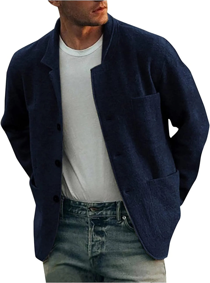 Stylish men's casual jacket, elegant lightweight blazer with practical pockets for versatile wear.