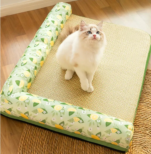Cat's summer cooling mat with cozy raised edge for ultimate pet comfort. Ideal for cats & small dogs.