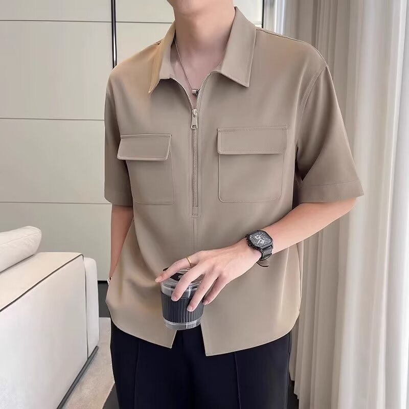 Stylish men's collared zip-up shirt with short sleeves, perfect versatile top for summer fashion.