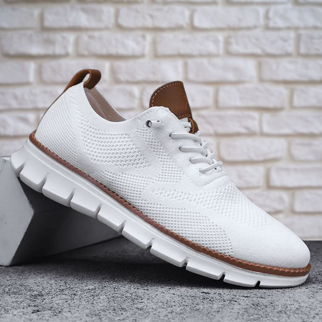 Men's casual walking shoes, lightweight with arch support for comfortable everyday wear.