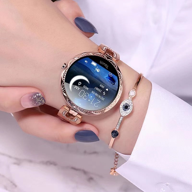 Advanced unisex smartwatch with comprehensive health monitoring features, ideal for an active lifestyle.