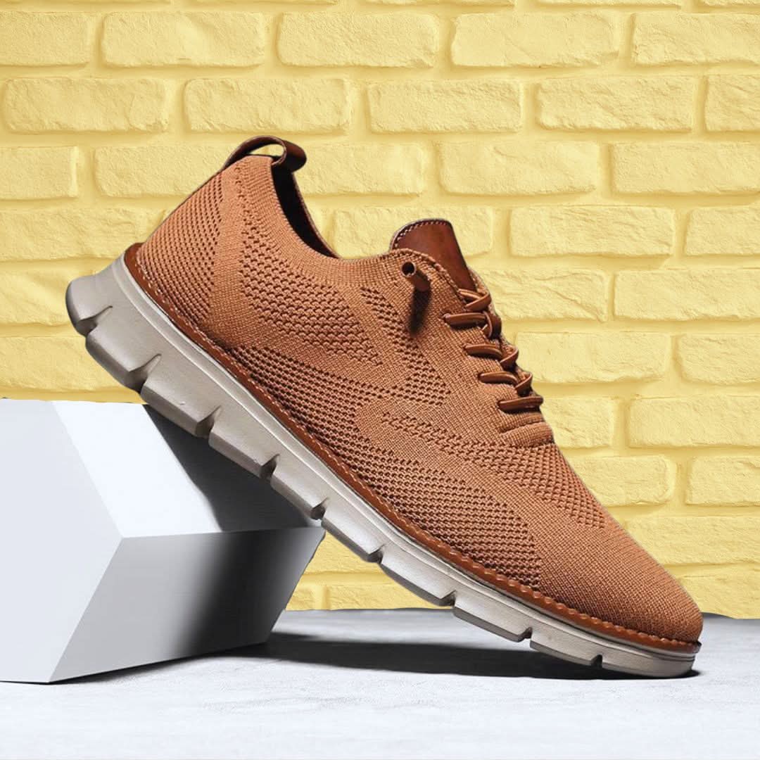 Everyday walking shoes for men, ultra-comfortable, lightweight, with integrated arch support.