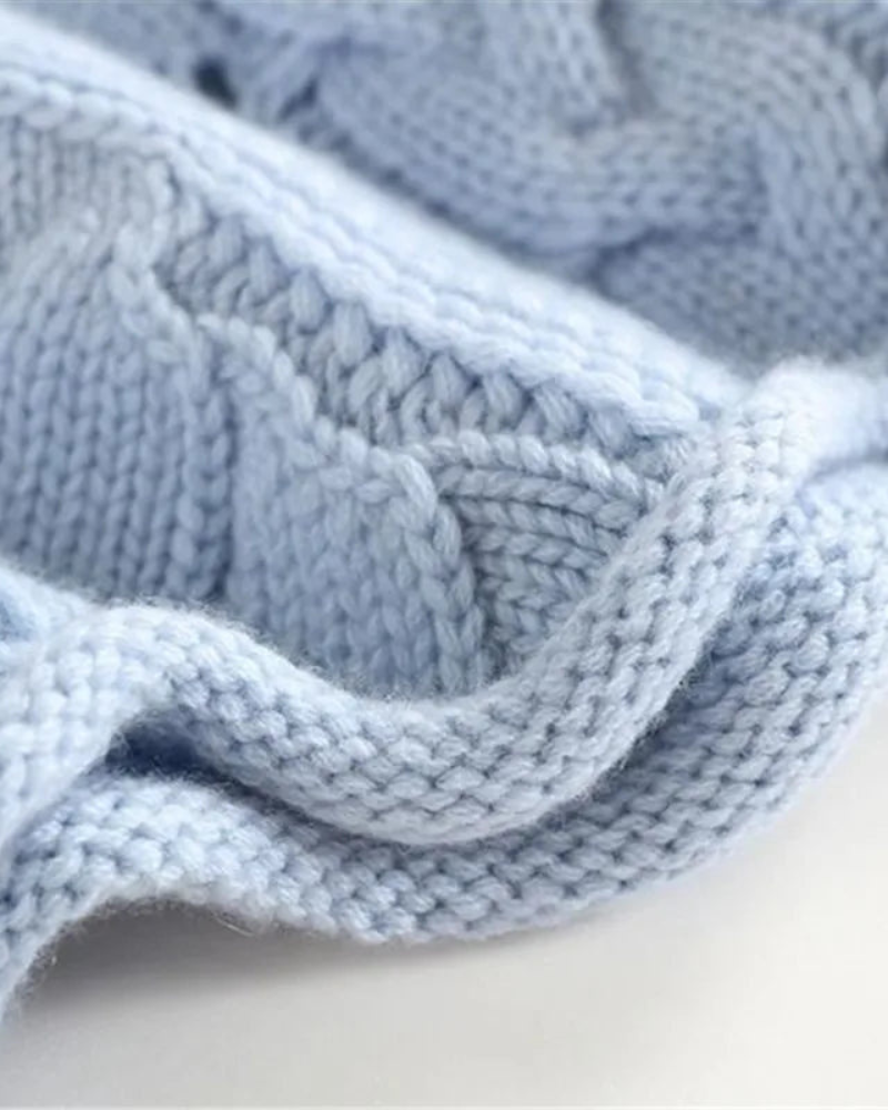 Luxuriously soft knit sweater for women, perfect for everyday comfort & chic fall/winter style.