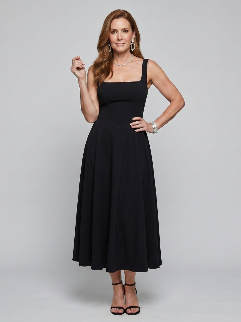 Casual women's sleeveless square neck flared midi dress, comfortable and chic for spring & summer.