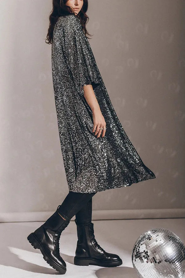 Elegant women's dazzling sequined kimono with keyhole, perfect for festive occasions & upscale party wear.