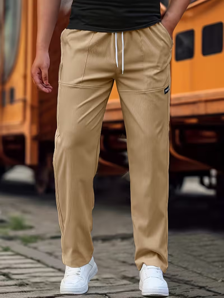 Smart casual men's straight-leg pants, offering comfort and classic style for versatile everyday fashion.