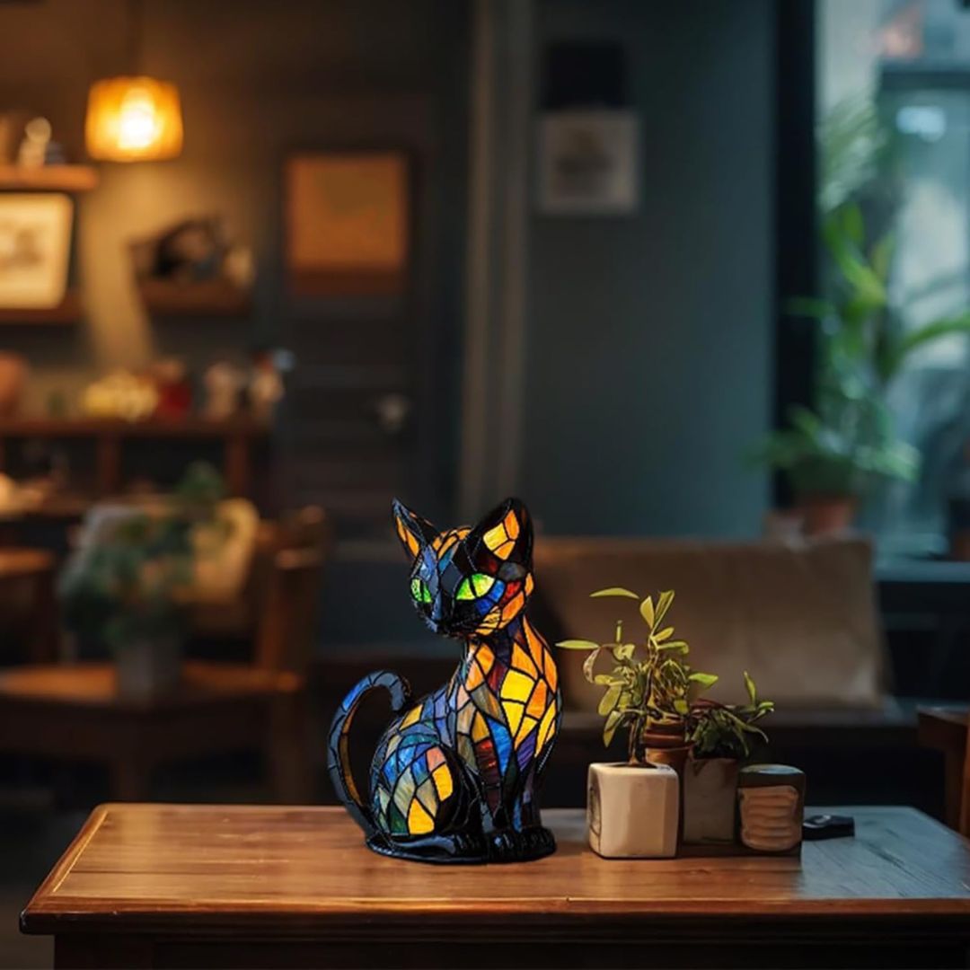 Stylish mosaic cat lamp offering warm ambient lighting, perfect as a decorative light for cozy home decor.