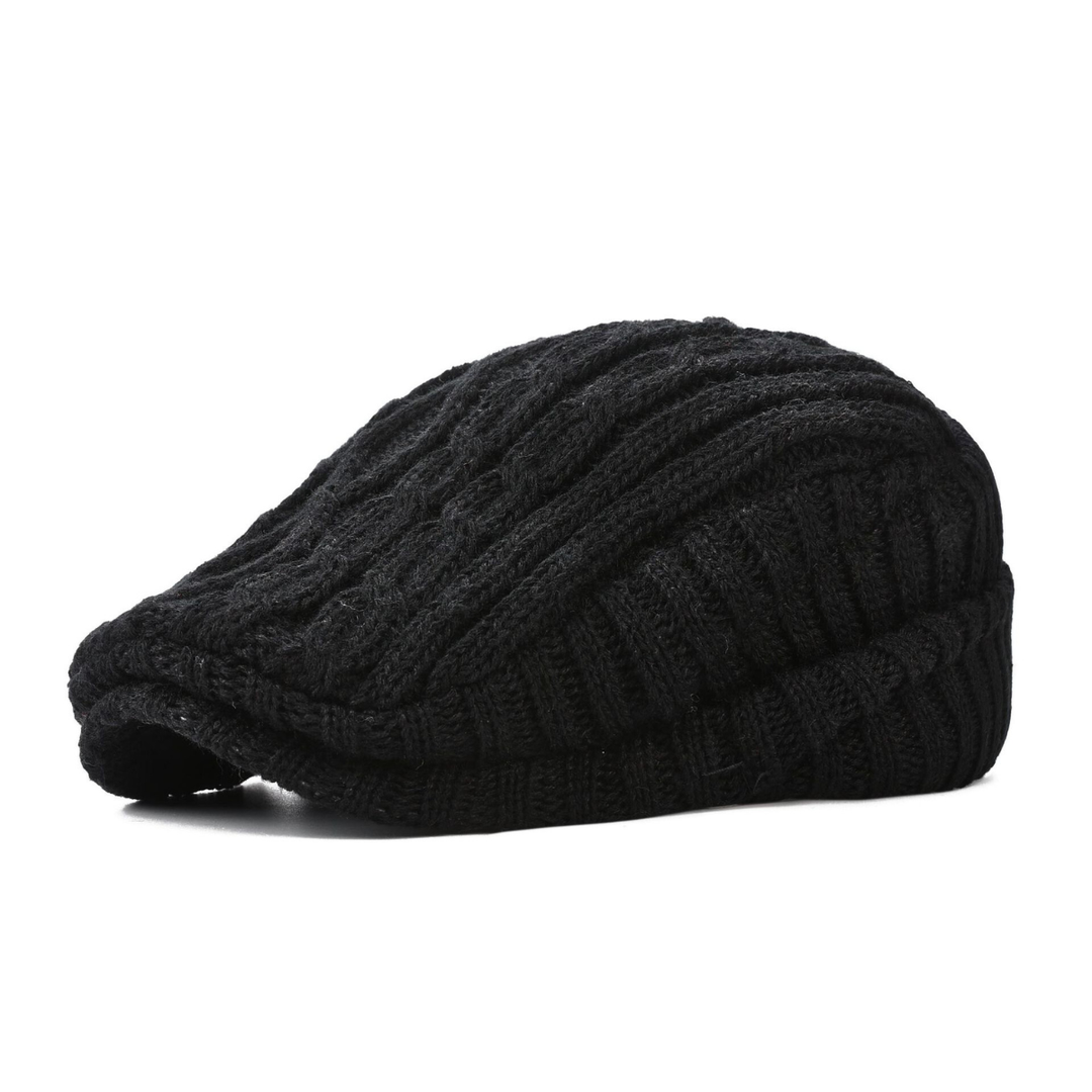 Red textured classic unisex flat cap, a comfortable & stylish all-season hat for outdoor adventures.