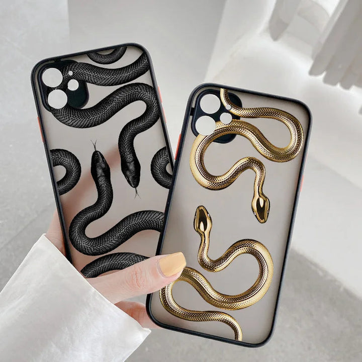 Stylish black snake pattern phone case, providing slim, shock-absorbing protection for smartphones.