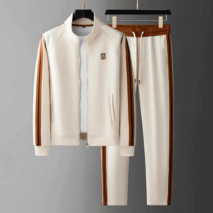 Women's comfort tracksuit set, ideal for everyday wear & loungewear. Stylish matching athleisure outfit.