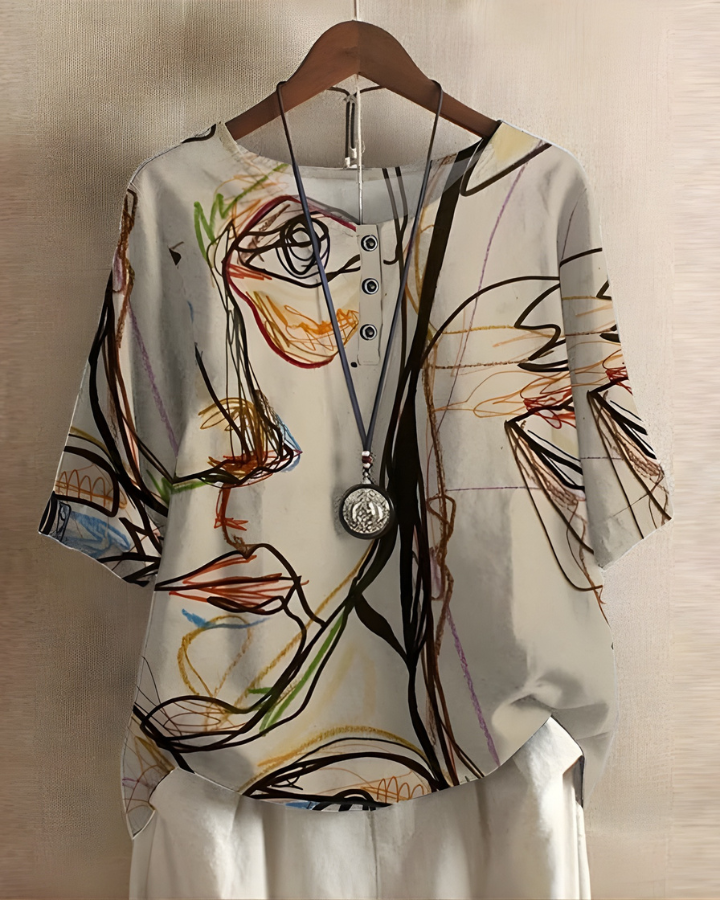 Lightweight women's printed tunic, a comfortable and vibrant addition to summer fashion.
