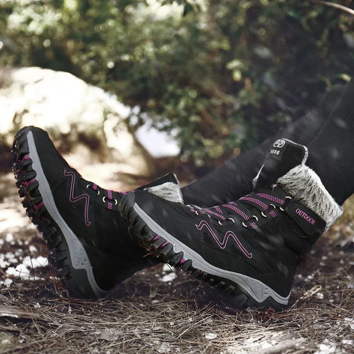 Comfortable women's orthopedic winter boots with arch support, warm lining, and non-slip grip.