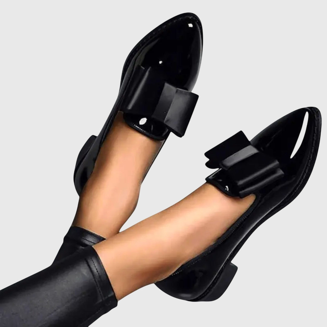 Classic women's loafers with orthopaedic support. Elegant flat heels for comfortable, everyday wear.
