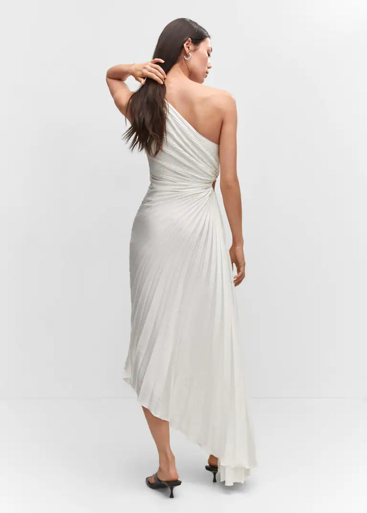 Elegant one-shoulder midi dress, pleated and perfect for special occasion style.