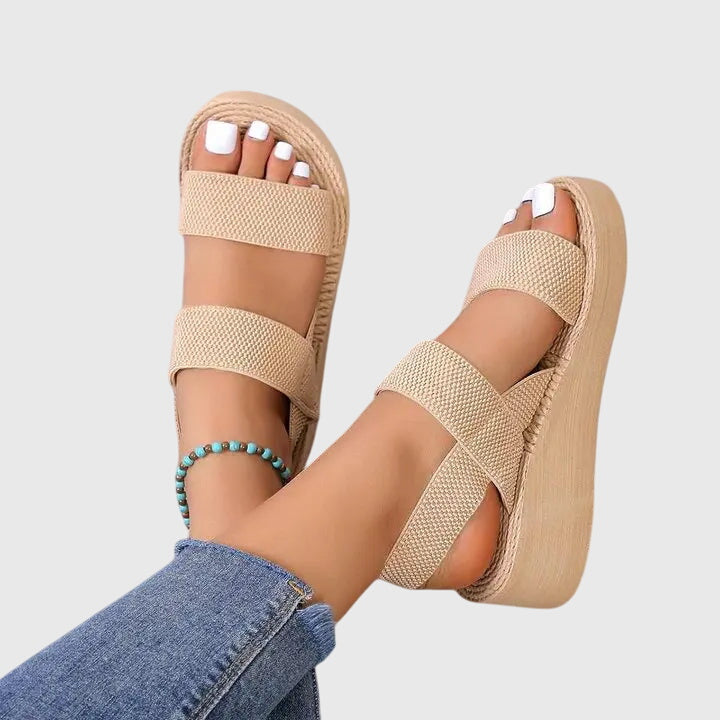 Comfortable women's walking sandals, orthopedic arch support, perfect for casual everyday wear.