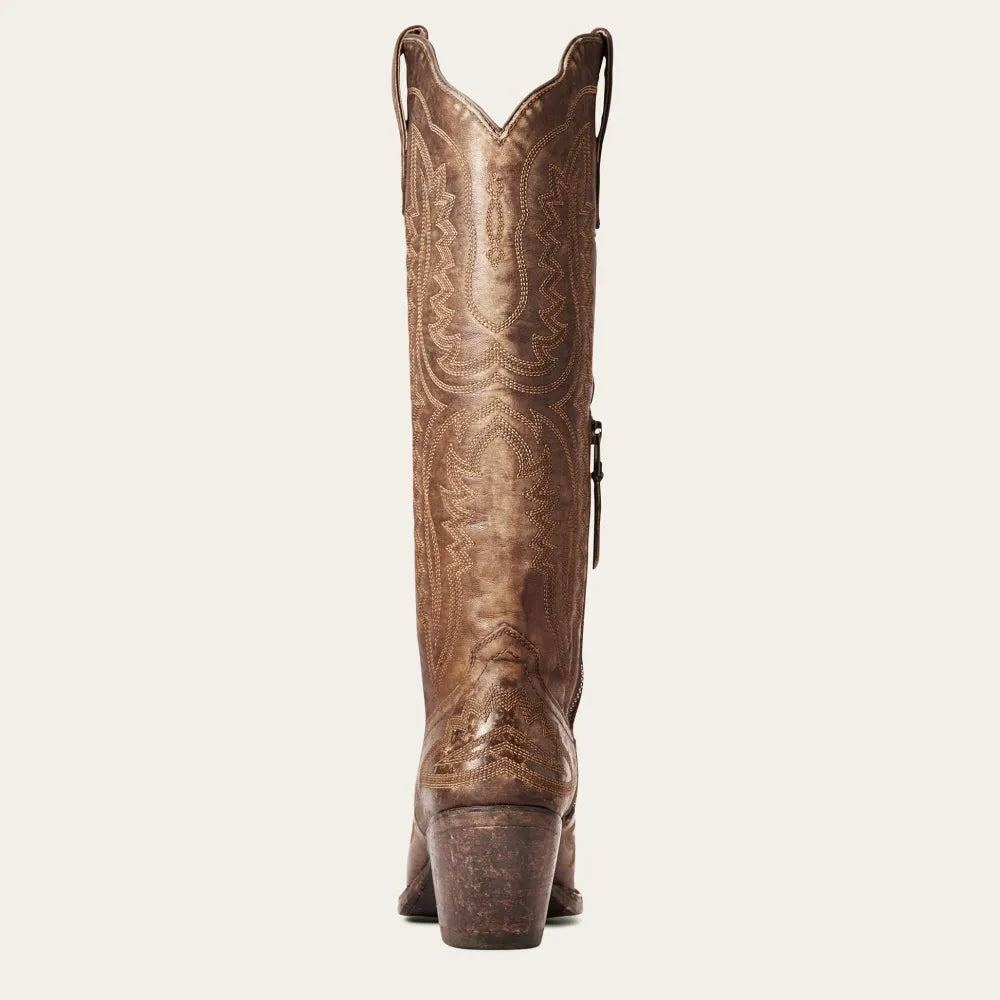 Pair these patterned zipped tall boots with any outfit for a chic, pointed-toe look and elegant style.