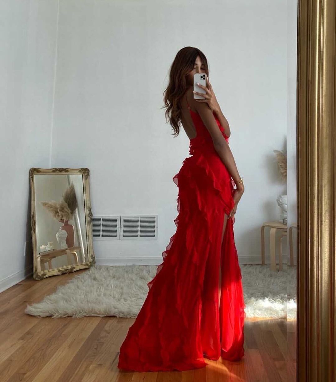 Flattering ruffled maxi dress, elegant women's wear for special events and parties.