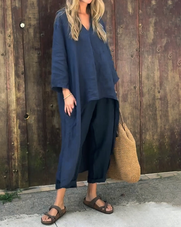 Comfortable women's two-piece lounge wear set. Stylish, breathable, and versatile for spring & summer outfits.