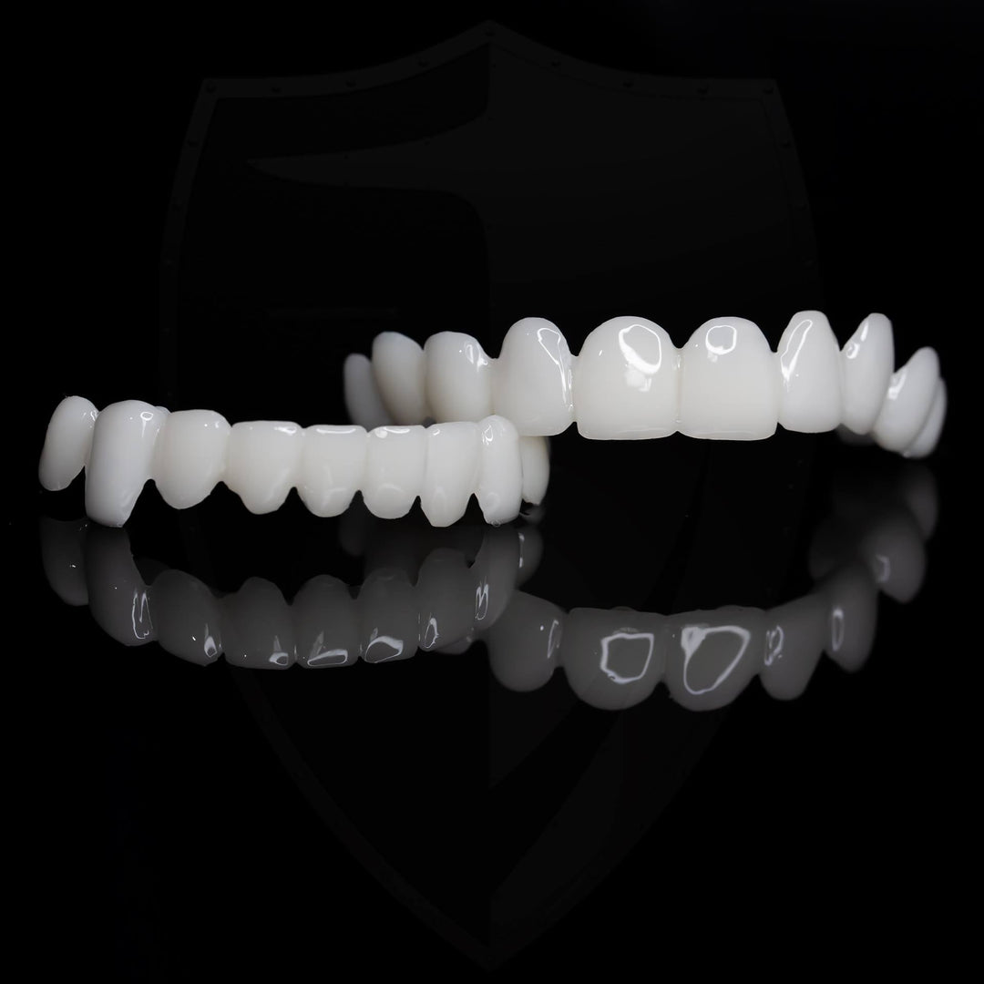 Easy-to-use removable tooth veneer, giving a natural-looking, aesthetic, and confident instant smile.