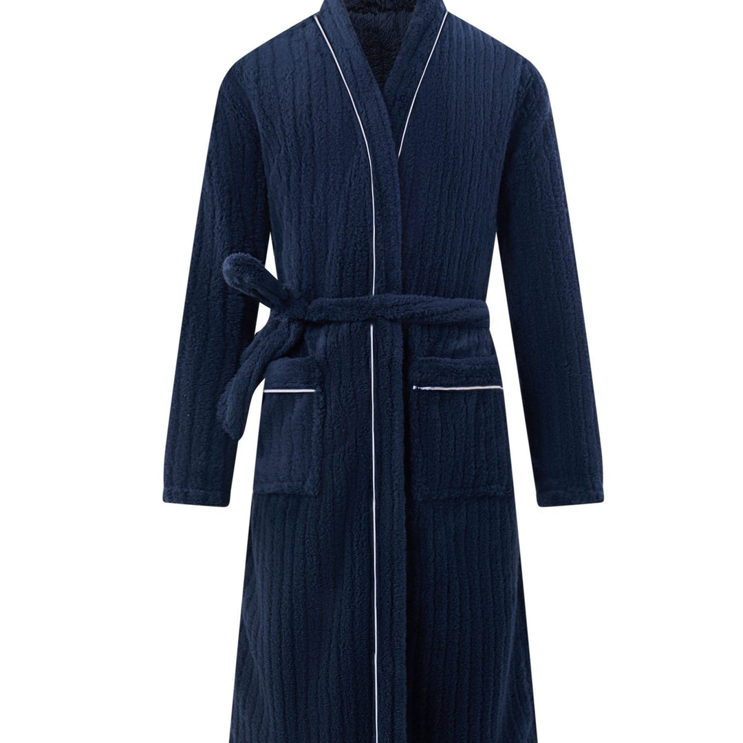 Luxurious soft polyester fleece men's winter bathrobe, warm knitted loungewear.