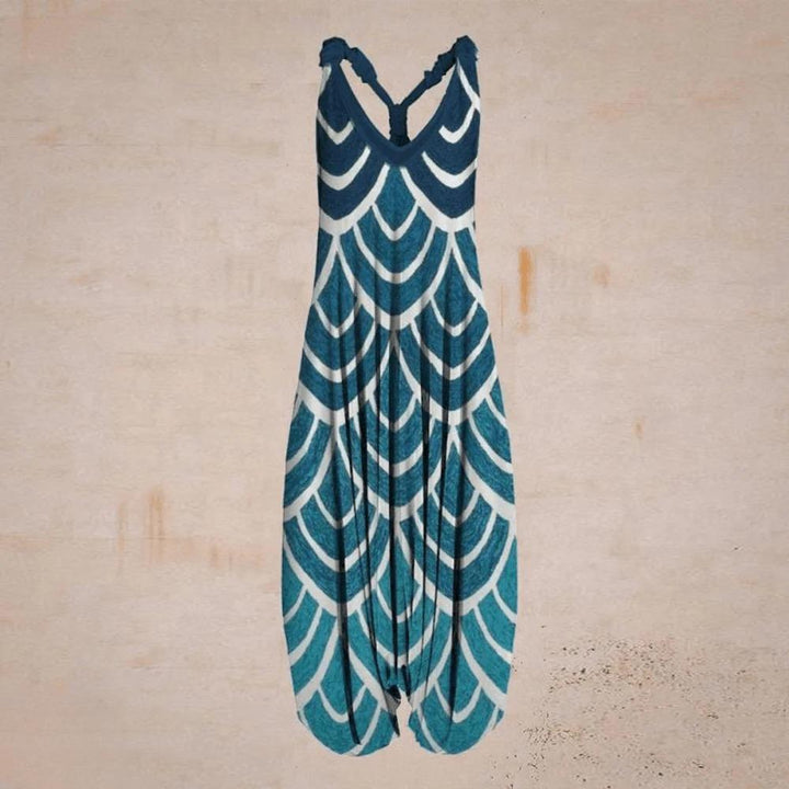 Ladies' elegant one-piece outfit: a comfortable and airy casual jumpsuit.