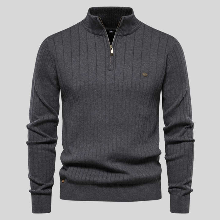 Men's casual quarter-zip long-sleeve sweater, perfect for everyday wear and versatile layering in fall.
