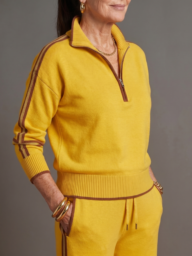 Stylish women's zip-up neck top & wide leg pant ensemble. A perfect casual and comfortable outfit.