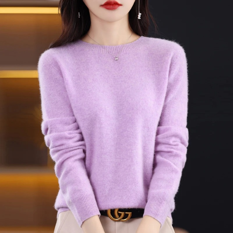 Luxurious round neck women's sweater, designed for ultimate warmth and a comfortable feel.