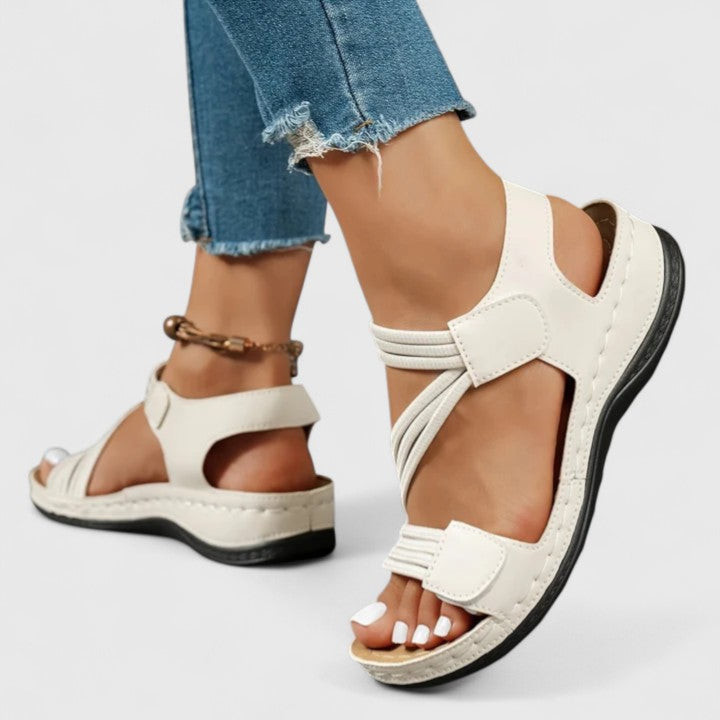 Arch support sandals for women, designed to relieve foot pain and enhance walking comfort.