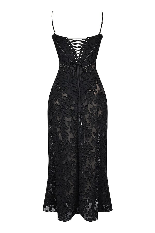 Classic women's elegant flowy maxi dress, offering effortless style for casual comfort or chic events.
