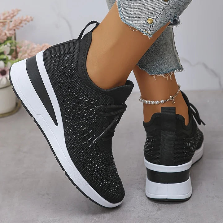 Breathable women's orthopedic shoes, offering superior comfort and essential foot support.