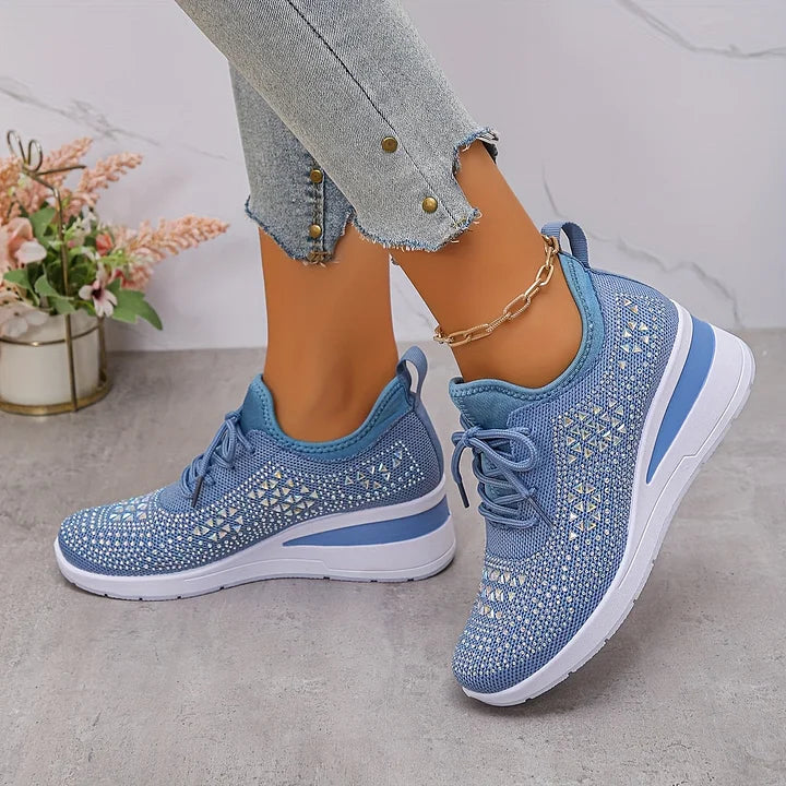 Women's therapeutic comfort shoes, featuring wide toe box and excellent arch support.