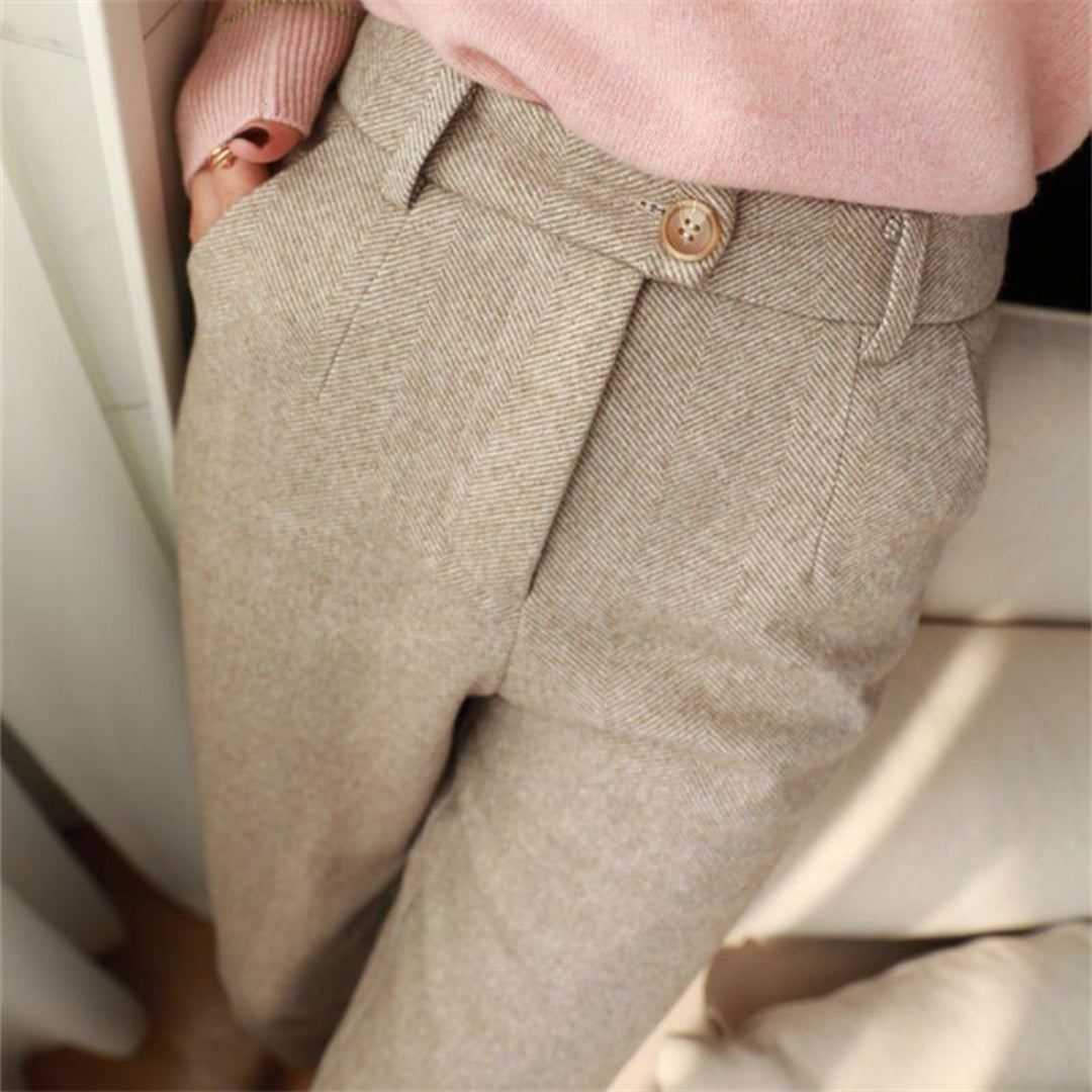 Slim fit men's tailored trousers, ankle-length design offering a modern, sleek silhouette for spring.