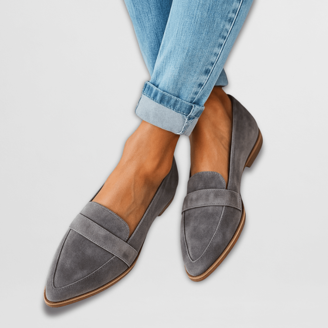 Stylish women's casual orthopaedic loafers, perfect for everyday comfort and support. Easy slip-on design.
