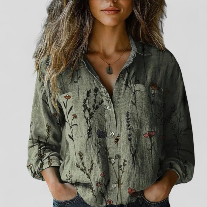 Elegant & comfortable women's gradient blouse shirt, ideal for stylish casual spring/summer outfits.