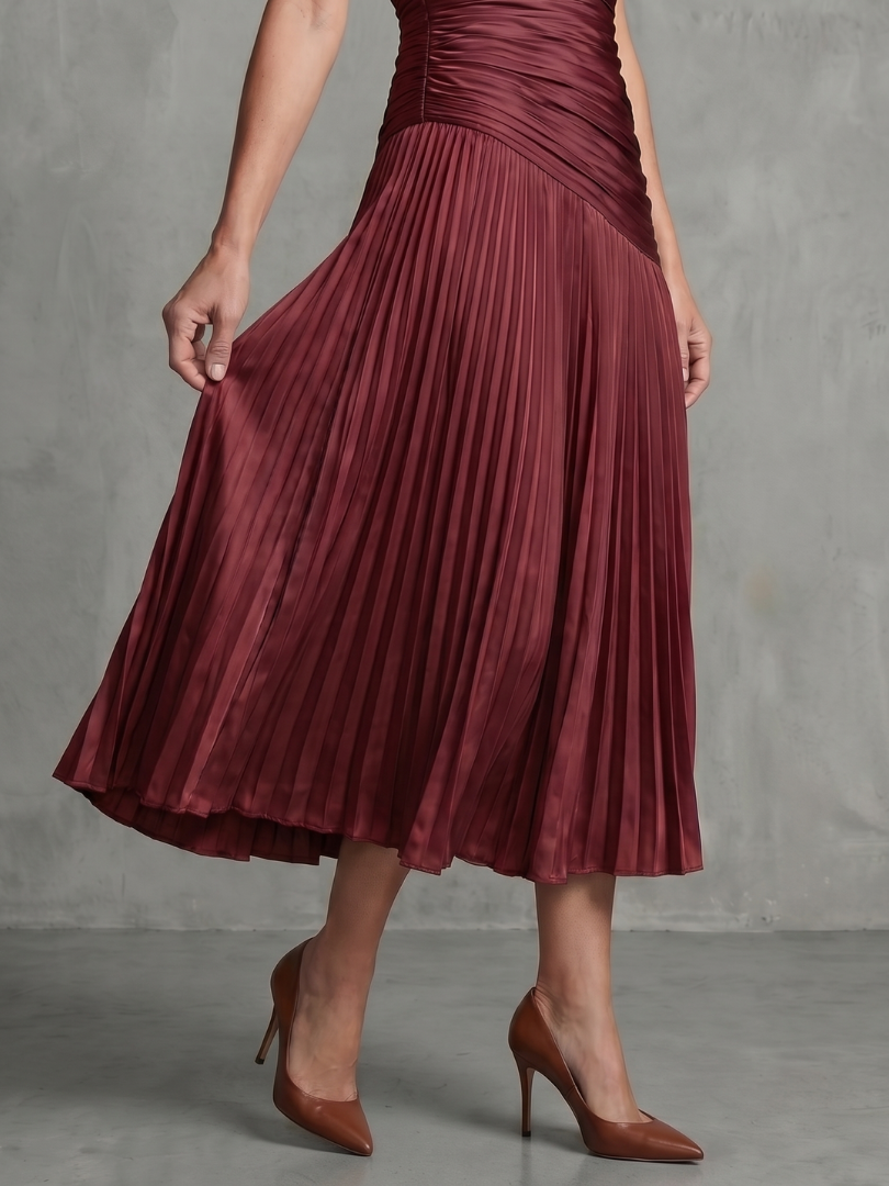 Comfort fit women's midi dress, elegant stripes & flattering pleated waist.