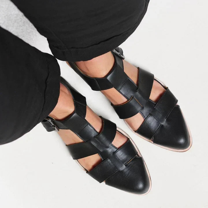 Women's comfortable pointed-toe woven sandals, ideal summer flats. Elegant slip-on versatile footwear.