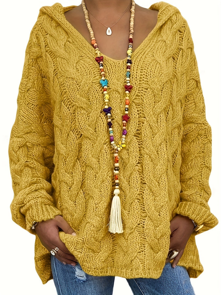 Casual women's oversized pullover sweatshirt for urban style. Loose fit, long sleeve for spring & autumn fashion.