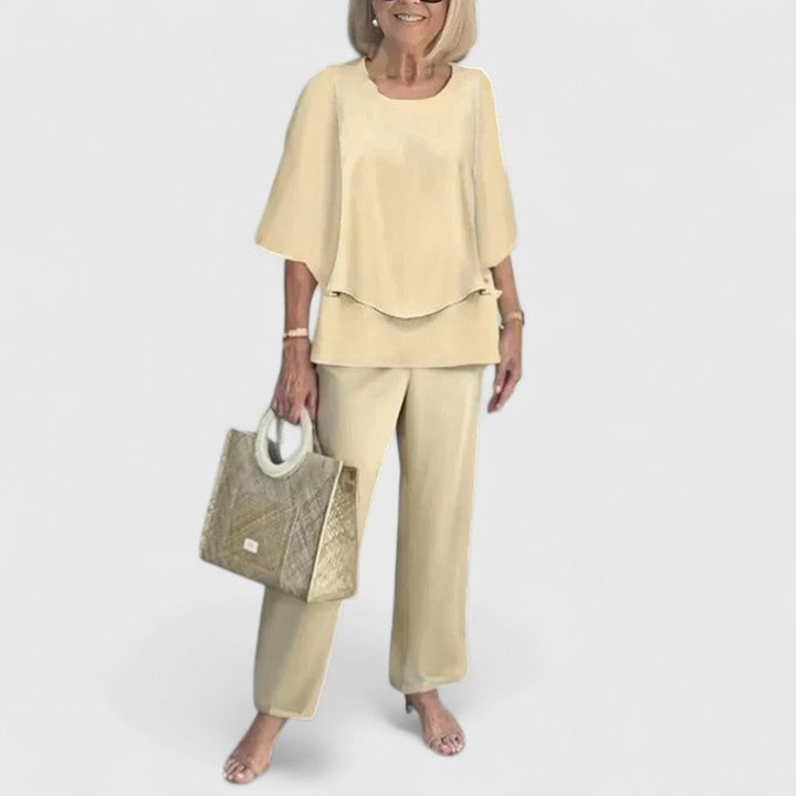 Versatile women's loose two-piece set, ideal for casual chic, elegant occasions, or comfortable loungewear.