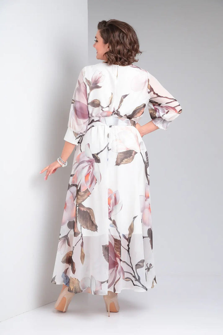 Comfortable pink elegant dress for women, perfect for special events & sophisticated style.