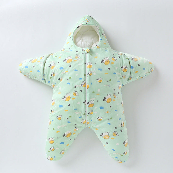 Versatile star baby sleeping bag, perfect for crib or stroller. Keeps newborns warm and cozy on the go.